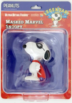 Medicom UDF-545 Ultra Detail Figure Peanuts Series 11 Masked Marvel Snoopy