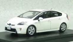 Ebbro 45151 Toyota Prius Super White II 1/43 Scale -Model Toys 1 52219.1432695409