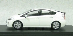 Ebbro 45151 Toyota Prius Super White II 1/43 Scale -Model Toys 2 67594.1432695409