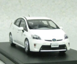Ebbro 45151 Toyota Prius Super White II 1/43 Scale -Model Toys 3 43630.1432695409