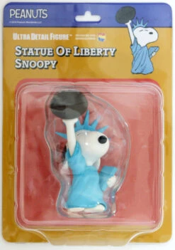 Medicom UDF-456 Ultra Detail Figure Peanuts Series 9 Statue Of Liberty Snoopy