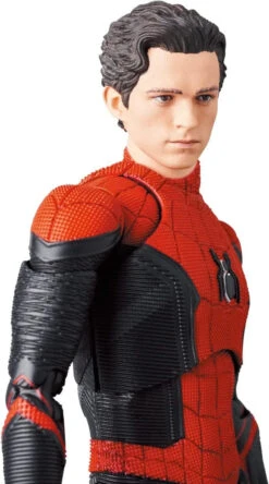 Medicom MAFEX No.194 Spider-Man Upgraded Suit Figure (Spider-Man: No Way Home) -Model Toys 4530956471945 bc45b9b950eb353214ebe2828c0d28a2 34303 75650.1678216617
