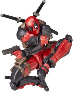 Kaiyodo Amazing Yamaguchi 001 Deadpool Revoltech Figure -Model Toys 4537807013224 0506cff43b5a695991098d33677197ed 47806.1591256599