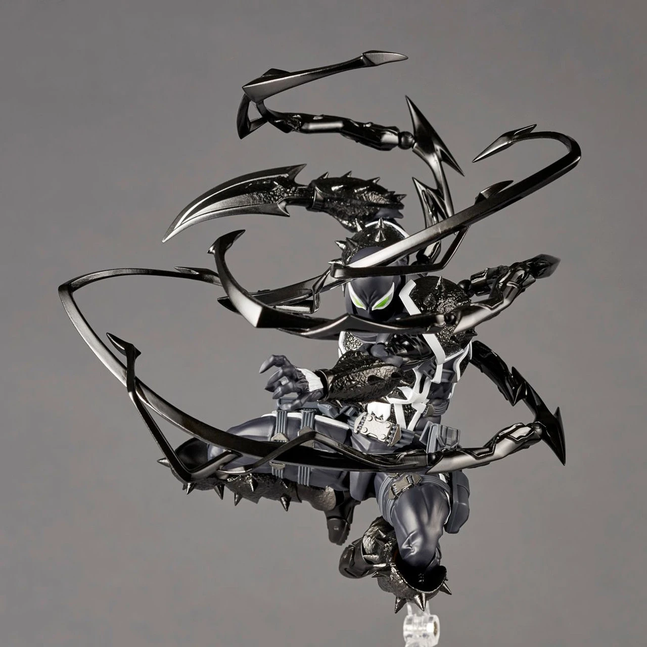 Kaiyodo Revoltech Amazing Yamaguchi Agent Venom Figure (Marvel) 9 Kaiyodo Revoltech Amazing Yamaguchi Agent Venom Figure (Marvel) - Image 9