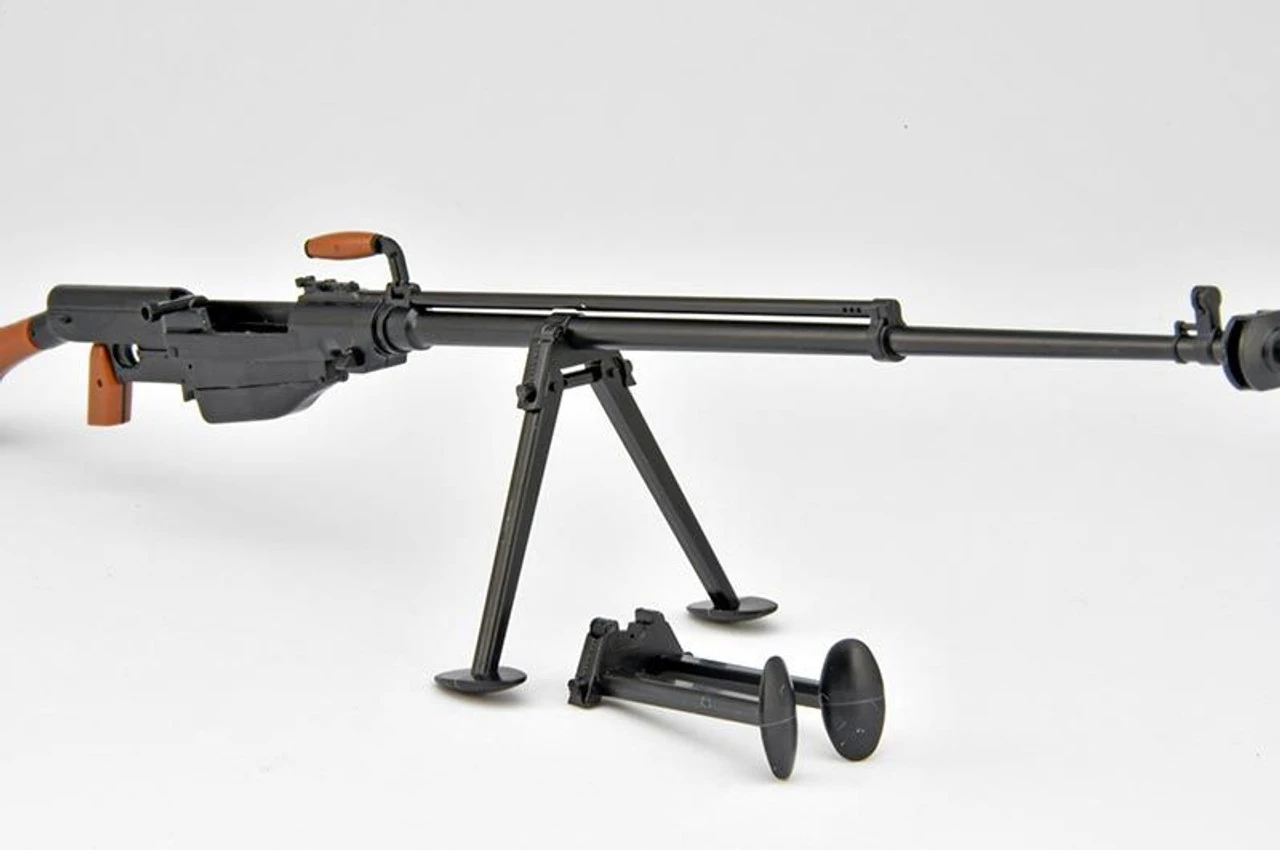 Tomytec Military Series 1/12 Little Armory (LA090) PTRS1941 Rifle Type Plastic Model 4 Tomytec Military Series 1/12 Little Armory (LA090) PTRS1941 Rifle Type Plastic Model - Image 4