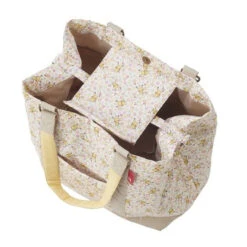 Pokemon Center MonPoke Floral Picachu Totebag -Model Toys 4905179314933 f18d05e1c1e1e20d5556c70f6a69ac1d 51168 10161.1681825842