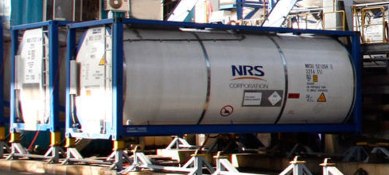 Kato 23-575 ISO Tank Containers NRS Corporation (2 Pcs.) (N Scale) 2 Kato 23-575 ISO Tank Containers NRS Corporation (2 Pcs.) (N Scale) - Image 2