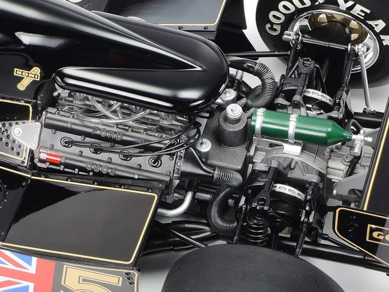 Tamiya 1/12 Lotus Type 78 W/Photo Etched Parts Plastic Model 5 Tamiya 1/12 Lotus Type 78 W/Photo Etched Parts Plastic Model - Image 5