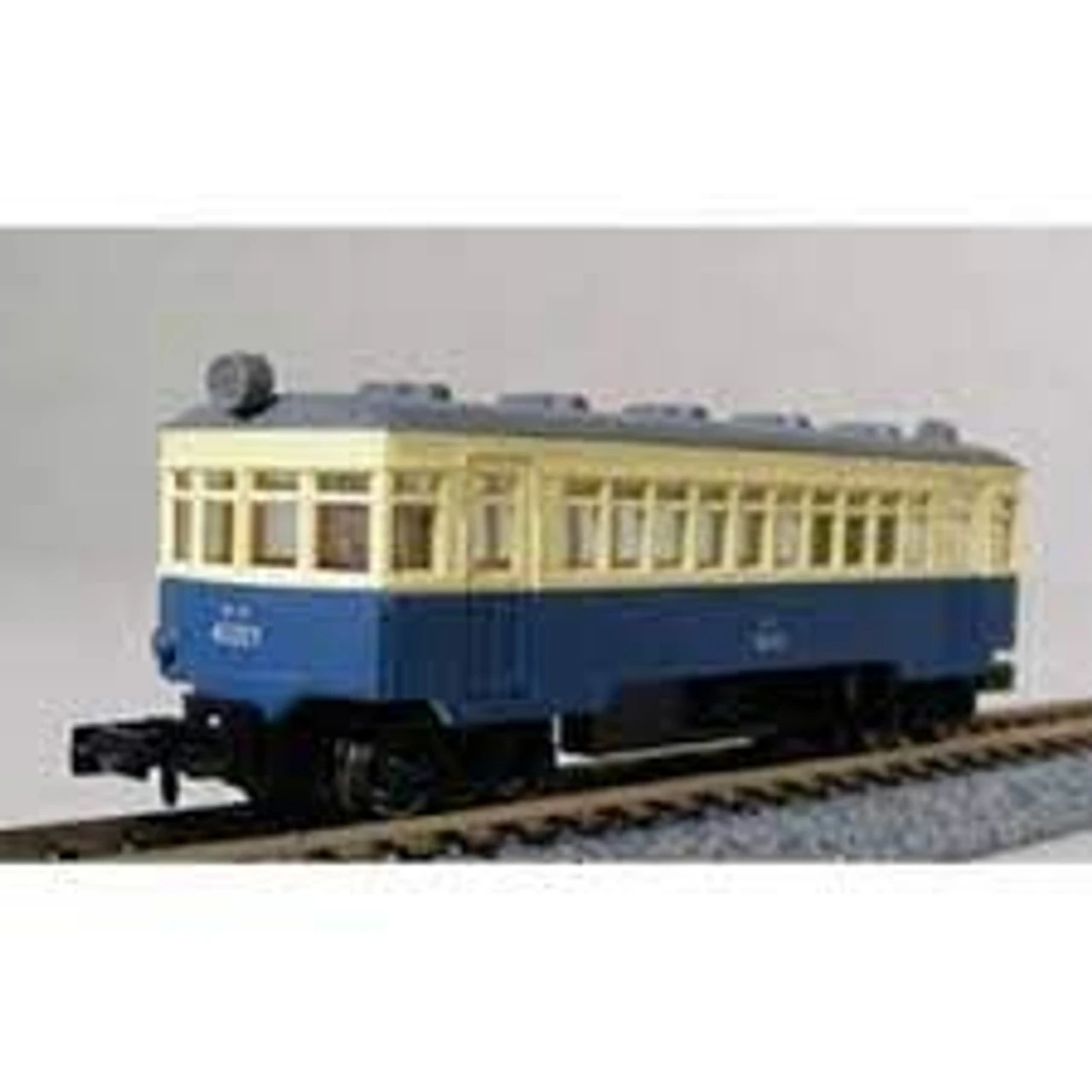 Tsugawa Yokou 14010 KIHA 40000 W/Motor (JNR Standard Color / Cream / Indigo) (N Scale) 1 Tsugawa Yokou 14010 KIHA 40000 W/Motor (JNR Standard Color / Cream / Indigo) (N Scale)