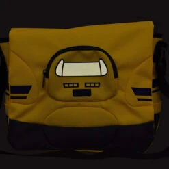 Shinkansen Messenger Bag For Kids Type 923 'Doctor Yellow' 16 Shinkansen Messenger Bag For Kids Type 923 'Doctor Yellow' -Model Toys 4985285095704 264cd7e85cd5156a3cda7846c0efe795 04406.1622628194