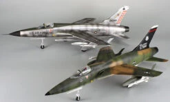 Hasegawa 02053 F-105B/D Thunderchief Combo (2 Plane Set) 1/72 Scale Kit -Model Toys 5 99002.1379484448