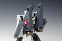 Wave MC061 Macross Series VF-1S Super Valkyrie Battroid Roy Focker 1/100 Scale -Model Toys 6 93932.1499323179