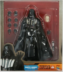 Medicom MAFEX 006 STAR WARS(TM) DARTH VADER(TM) Action Figure 4530956470061